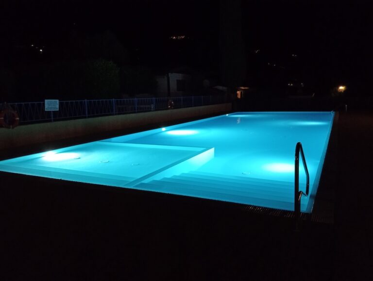Complete Pool Light Repair & Installation